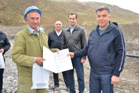 Ruslan Əliyev qazlaşdırılma işləri ilə yerindəcə tanış oldu- FOTO